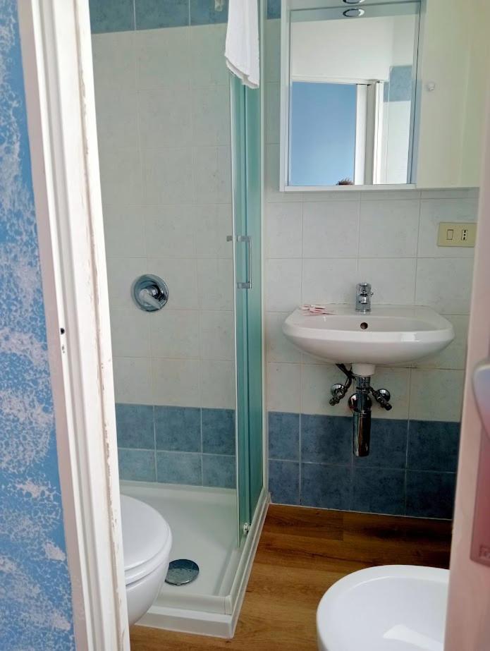 Albergo Belvedere Albissola Marina Kültér fotó